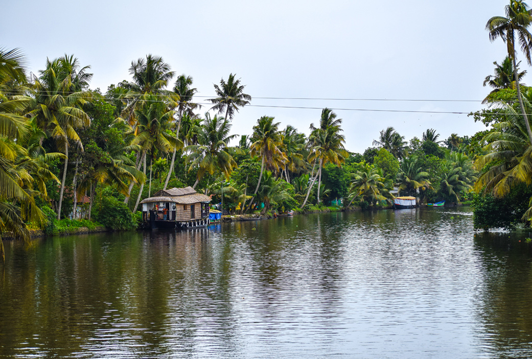 Places to visit in Alleppey with family kerala